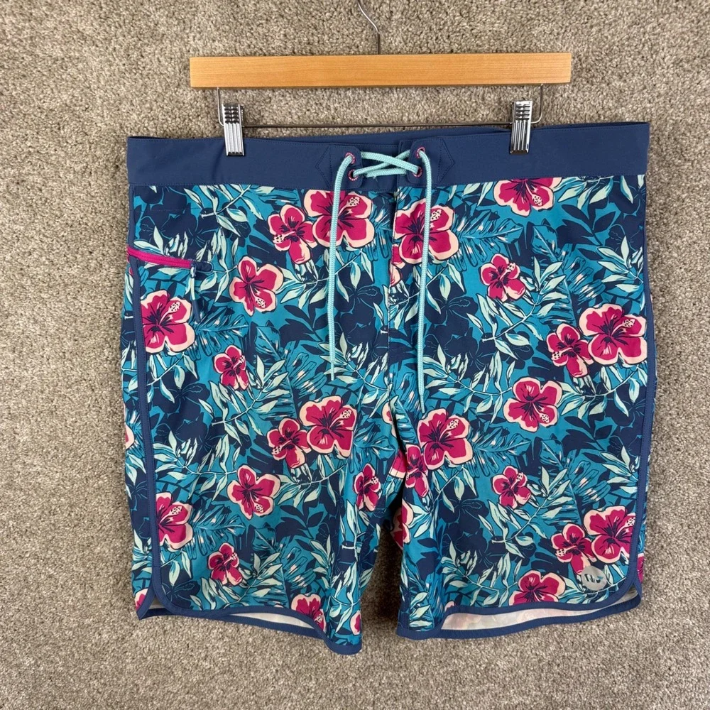 Vineyard Vines Mens 35 Board Shorts Hibiscus Floral Tropical Swim‎ Trunk
